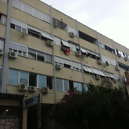 Apartment Adi *