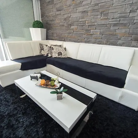 Apartment Adi